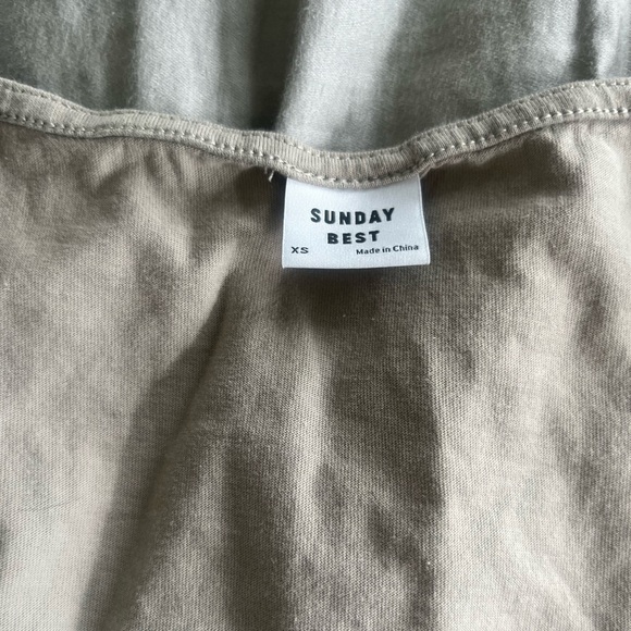 SUNDAY BEST ARITZIA SAGE GREEN CROP TOP - Picture 5 of 5